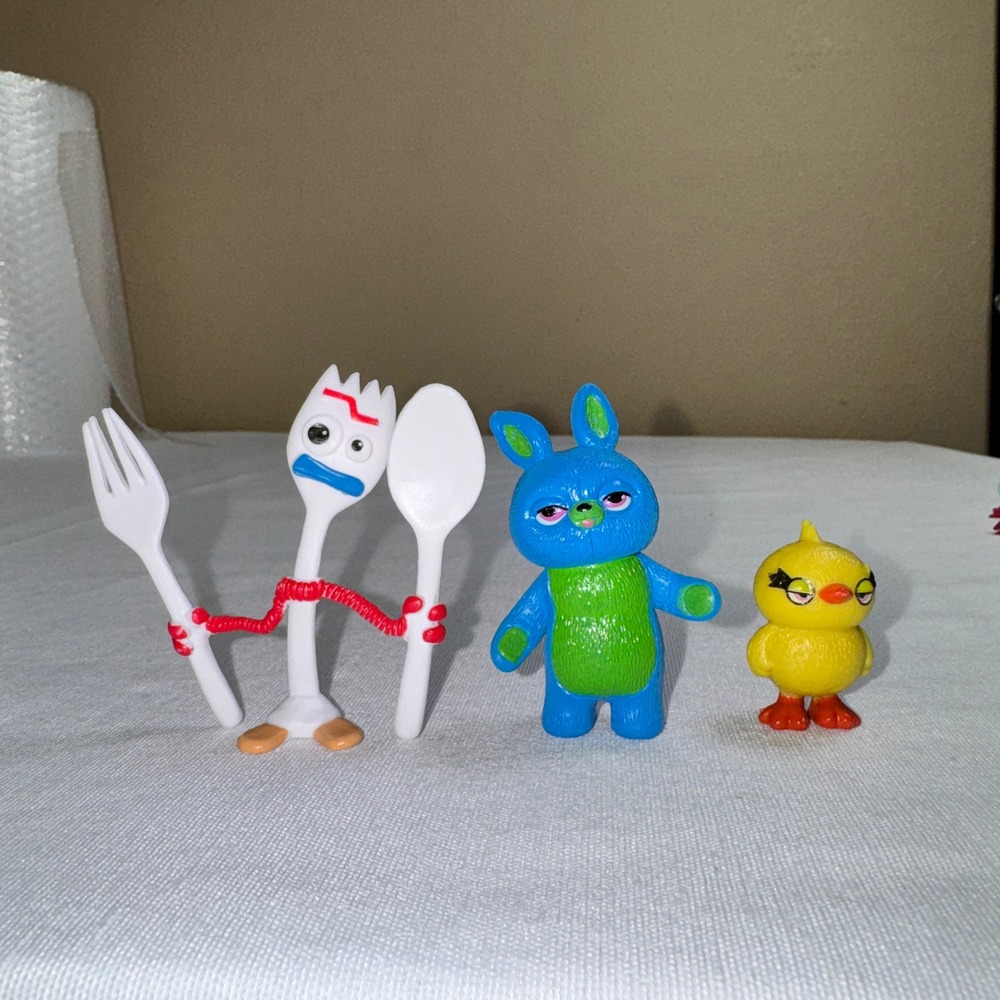 Disney Pixar Toy Story 4 Mini Figures Forky Ducky Bunny 3 Piece Set Figures
